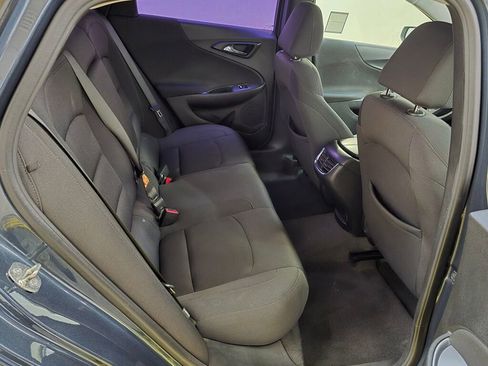 Used 2020 Chevrolet Malibu LT image 12