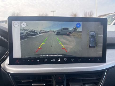 Used 2023 Ford Escape Platinum image 27