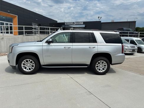 Used 2018 GMC Yukon SLT w/ Open Road Package AWD/4WD image 2