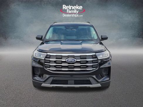 New 2026 Ford Explorer Active AWD/4WD image 2