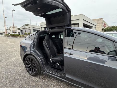 Used 2022 Tesla Model X Plaid AWD/4WD image 39