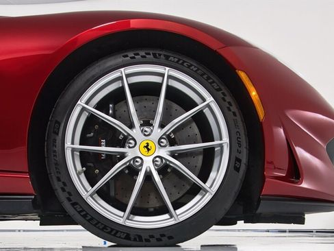 Used 2021 Ferrari 812 GTS RWD image 19