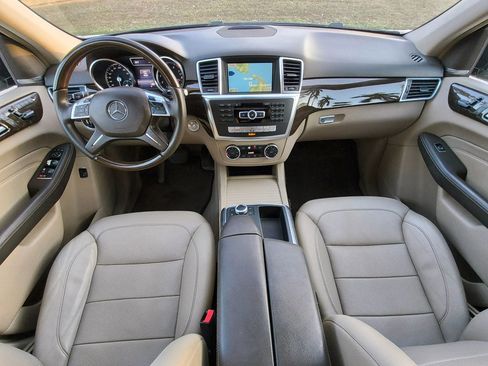 Used 2015 Mercedes-Benz ML 350 2WD image 9