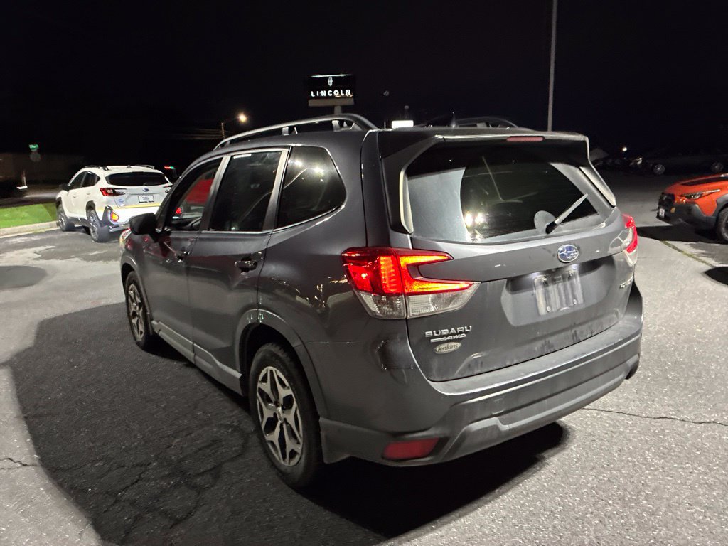 Certified 2024 Subaru Forester Premium AWD/4WD image 8