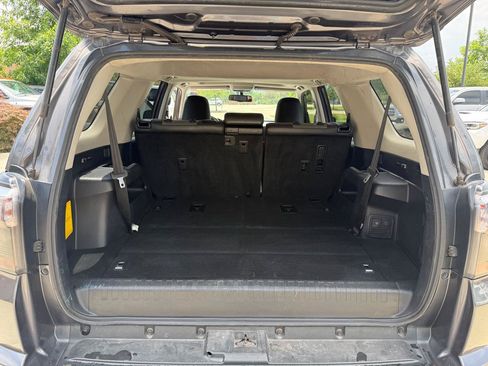 Used 2015 Toyota 4Runner SR5 Premium RWD image 17