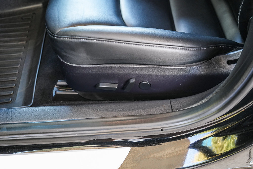 Used 2019 Tesla Model 3 Standard Range Plus RWD image 21