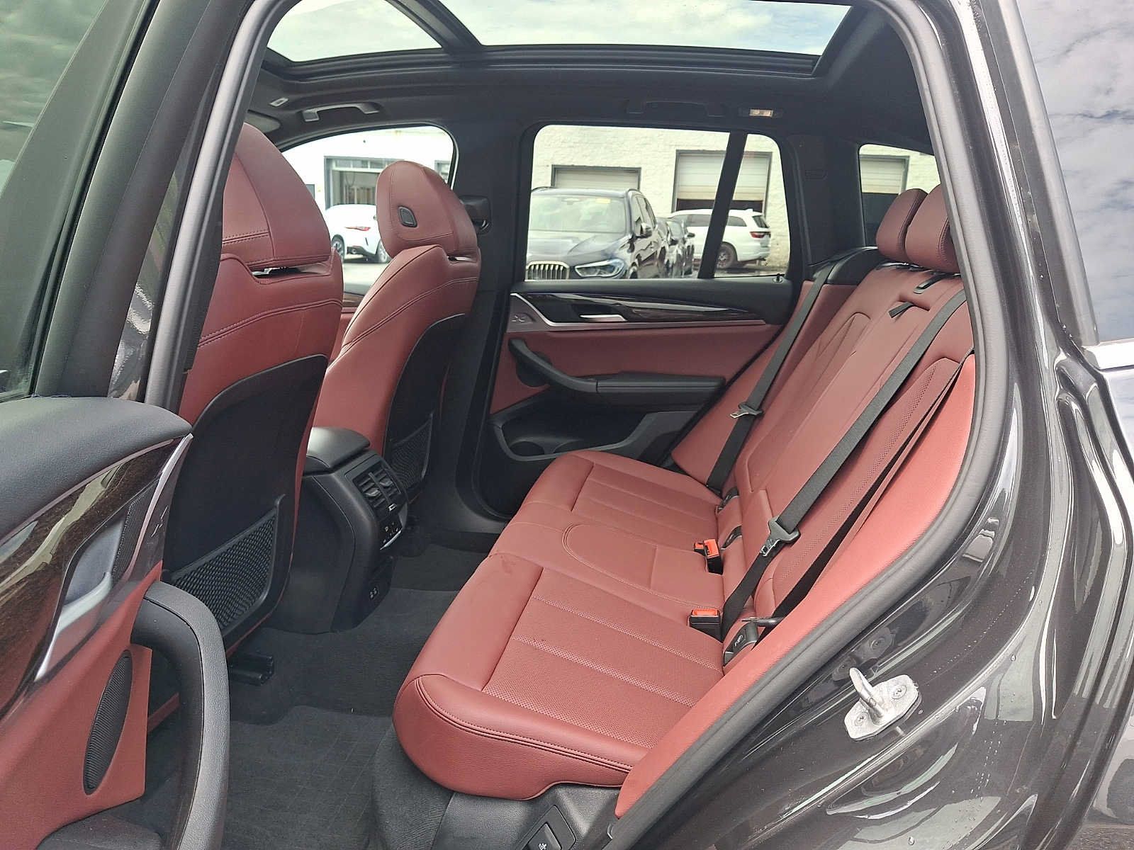 Used 2024 BMW X3 xDrive30i w/ Convenience Package AWD/4WD image 10