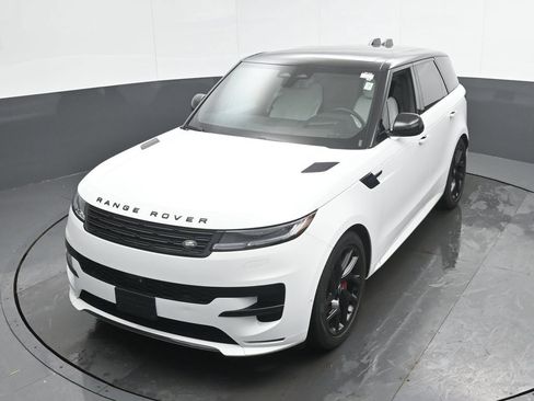 Used 2024 Land Rover Range Rover Sport Dynamic SE AWD/4WD image 35