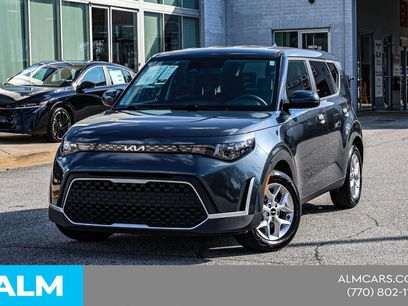 Used 2025 Kia Soul LX w/ LX Technology Package