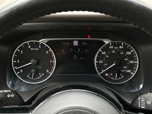 Used 2023 Nissan Rogue SL w/ SL Premium Package image 16