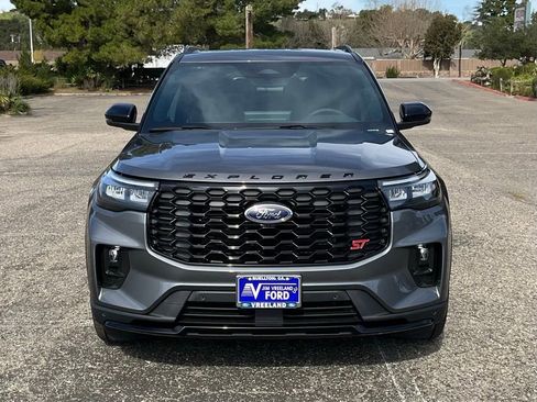 New 2026 Ford Explorer ST w/ Sun And Sound Package image 9