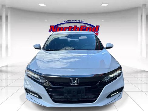 Used 2018 Honda Accord Sport image 8