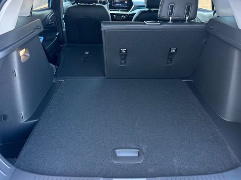 New 2026 Chevrolet Trax LT FWD image 15