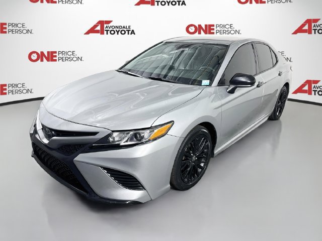 Used 2020 Toyota Camry SE w/ Carpet Mat Package FWD image 3