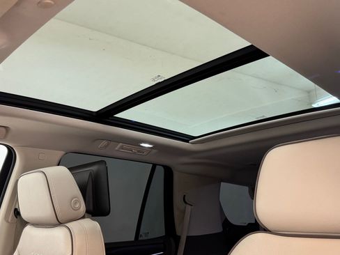 Used 2021 GMC Yukon Denali image 16