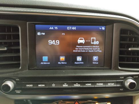 Used 2020 Hyundai Elantra Value Edition w/ Cargo Package (C1) FWD image 25