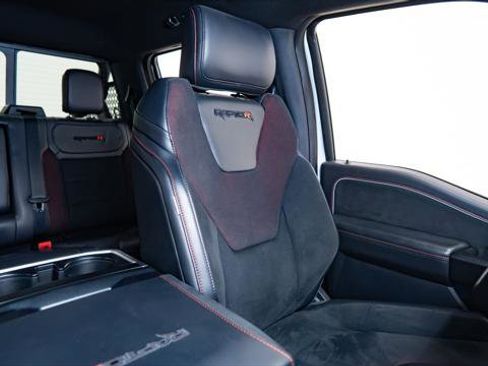 Used 2025 Ford F150 Lariat AWD/4WD image 42