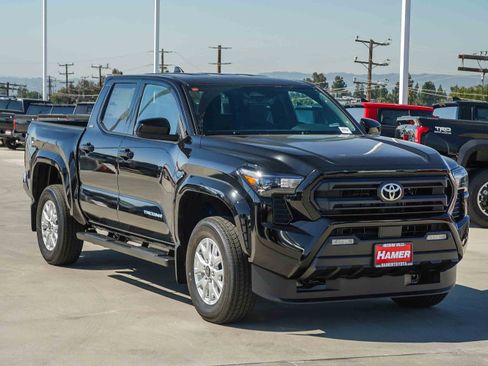 New 2026 Toyota Tacoma SR5 AWD/4WD image 3