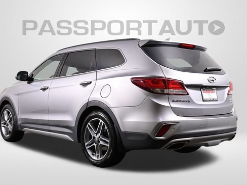 Used 2018 Hyundai Santa Fe Limited FWD image 8