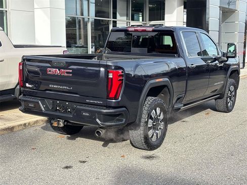 Used 2024 GMC Sierra 2500 Denali w/ Denali Reserve Package image 3