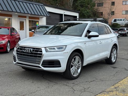 Used 2019 Audi Q5 2.0T Premium Plus w/ Premium Plus Package image 1