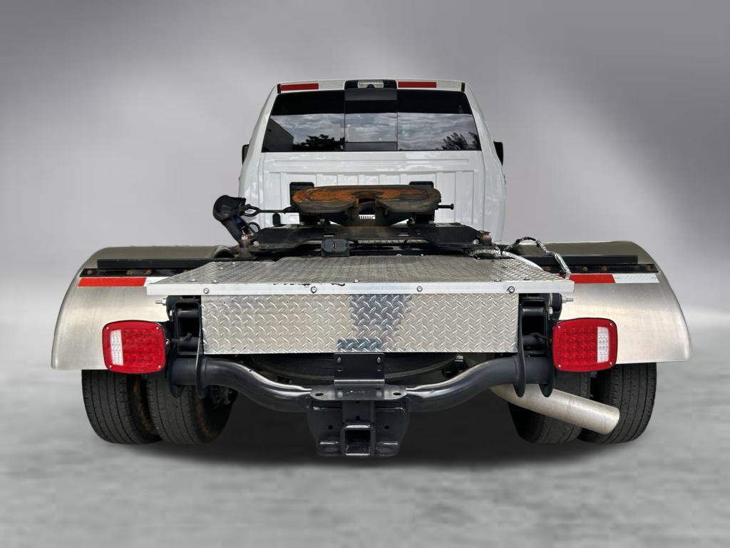 Used 2025 RAM 3500 Tradesman AWD/4WD image 32