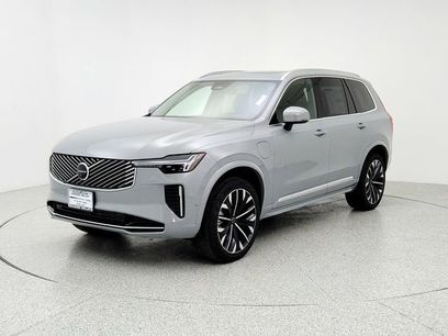 New 2026 Volvo XC90 T8 Plus