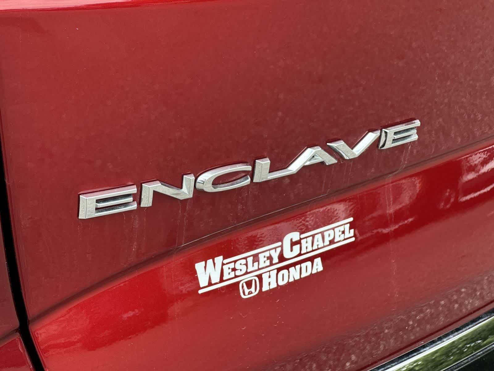 Used 2024 Buick Enclave Essence w/ Sport Touring Edition FWD image 11