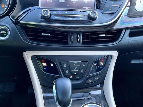 Used 2019 Buick Envision Essence image 41