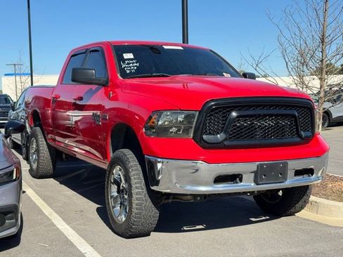 Used 2019 RAM 1500 Classic SLT image 1