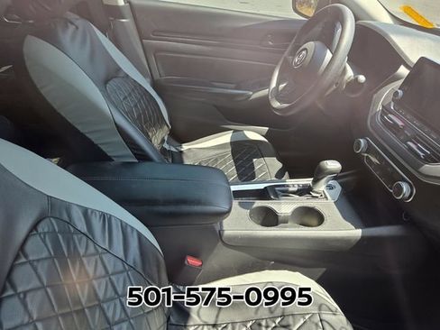 Used 2025 Nissan Altima 2.5 S FWD image 10