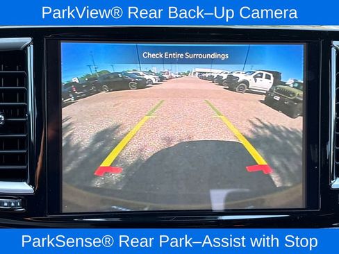 New 2027 Chrysler Pacifica Select FWD image 9
