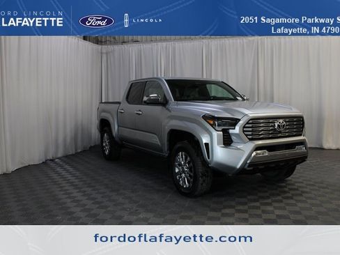 Used 2024 Toyota Tacoma Limited image 1