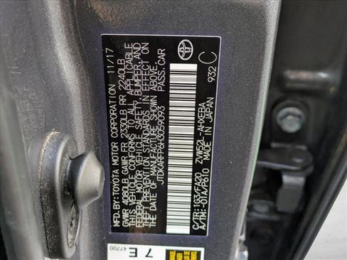 Certified 2017 Toyota Prius Prime Plus image 24