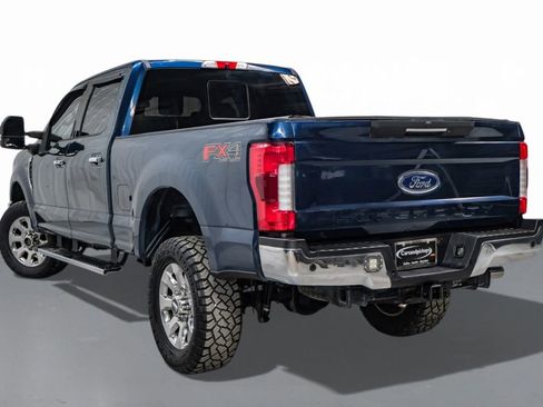 Used 2019 Ford F250 Lariat w/ Lariat Ultimate Package image 8