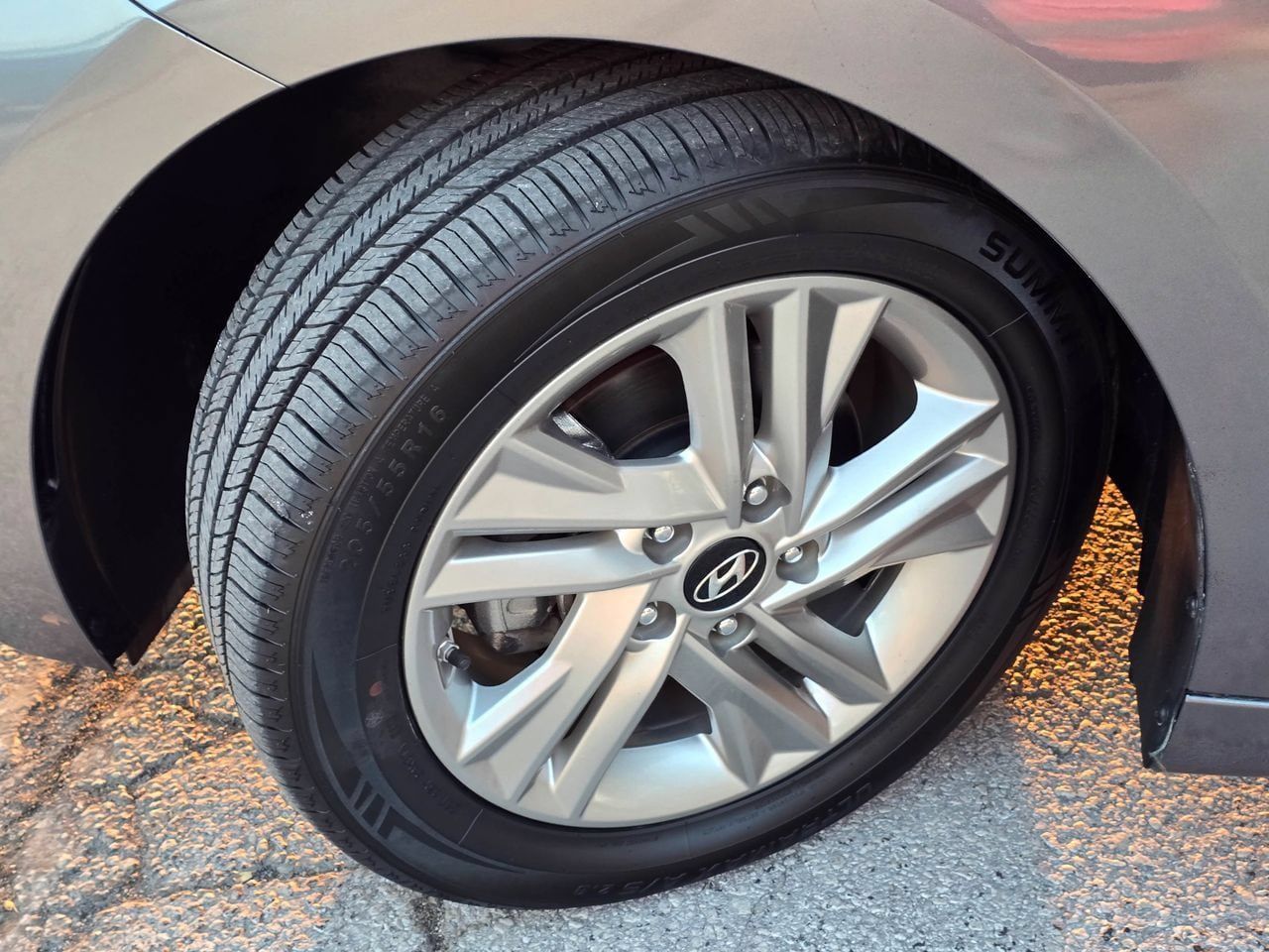 Used 2019 Hyundai Elantra SEL w/ Cargo Package FWD image 9