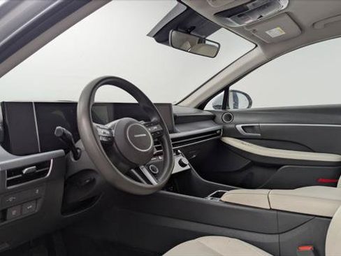 Used 2025 Hyundai Sonata SEL FWD image 24