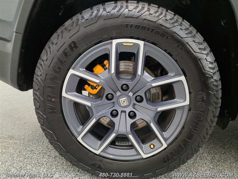Used 2022 Rivian R1T Adventure AWD/4WD image 14