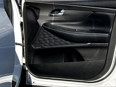 Certified 2023 Hyundai Santa Fe Limited image 28