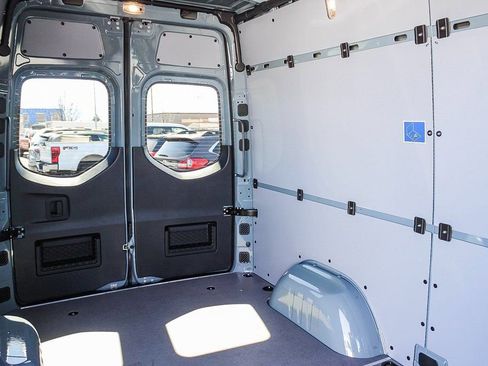 Used 2024 Mercedes-Benz Sprinter 144 Cargo image 21