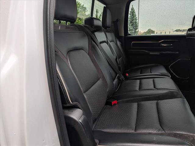 Used 2022 RAM 1500 Laramie AWD/4WD image 17