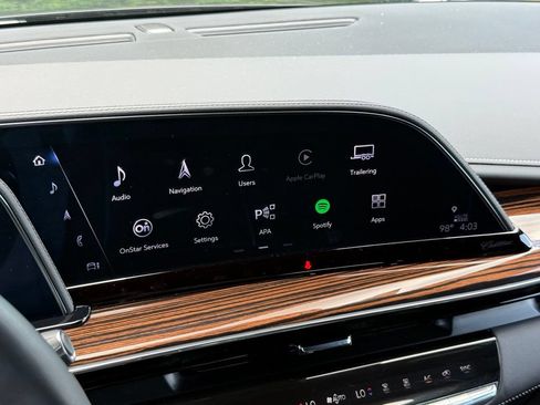 Certified 2024 Cadillac Escalade Premium Luxury w/ Performance Package AWD/4WD image 38