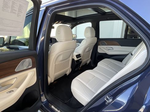 Used 2024 Mercedes-Benz GLE 450 4MATIC image 24