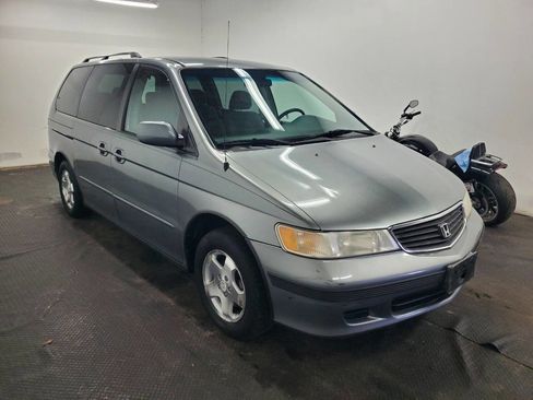 Used 2001 Honda Odyssey EX image 3