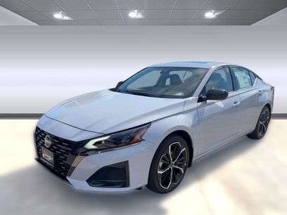 New 2025 Nissan Altima 2.5 SR