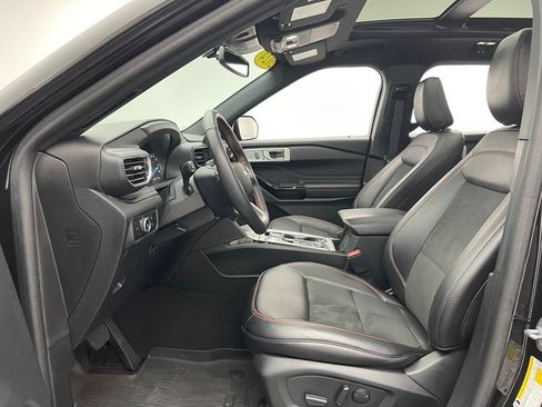 Used 2024 Ford Explorer ST-Line w/ Class IV Trailer Tow Package AWD/4WD image 19
