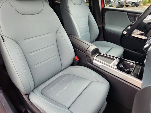 New 2026 Mercedes-Benz GLB 250 4MATIC image 16