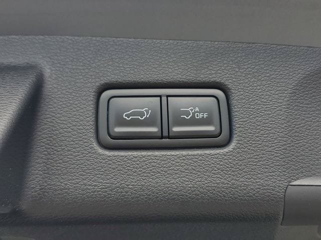 Used 2025 Kia Telluride EX w/ EX Captain's Chair Package AWD/4WD image 11