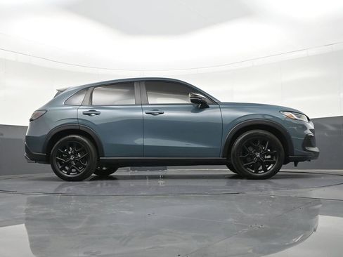 Used 2025 Honda HR-V Sport image 28