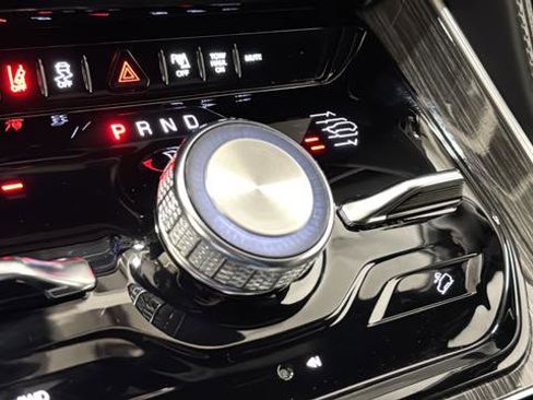 Used 2022 Jeep Wagoneer Series III image 18